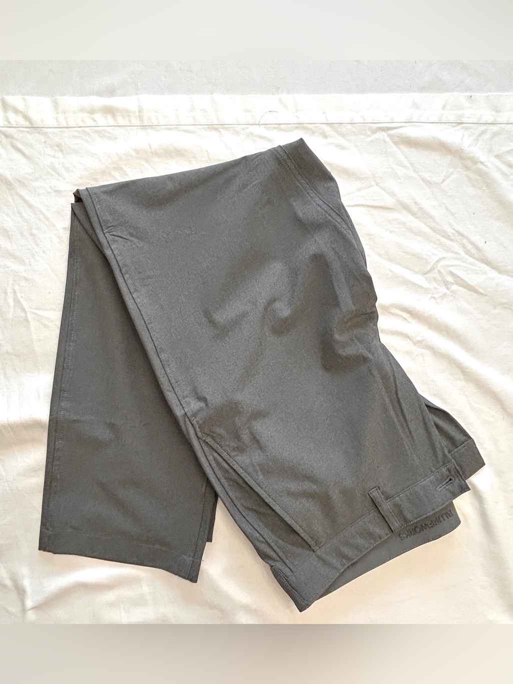 Bluffworks Men’s Travel Pants Gray Regular Fit 36x30 Stretch Like New — image 6 of 7